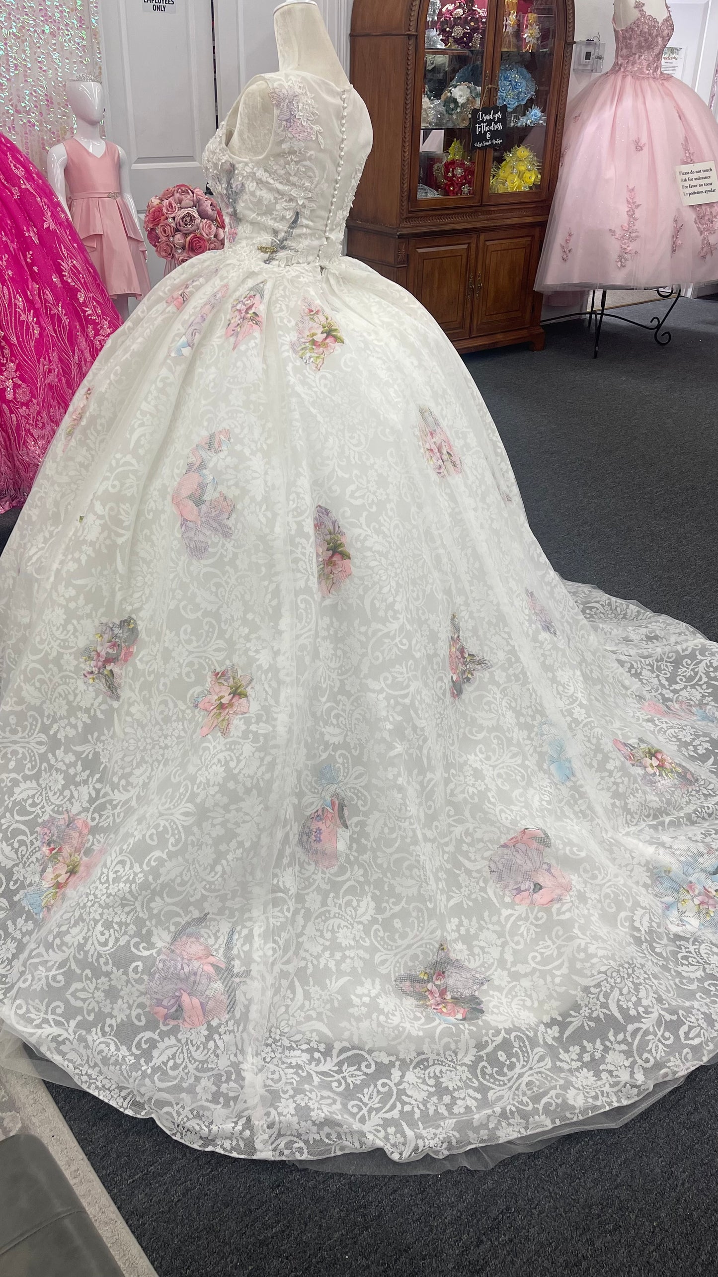 Lily’s #557 White Xv Dress