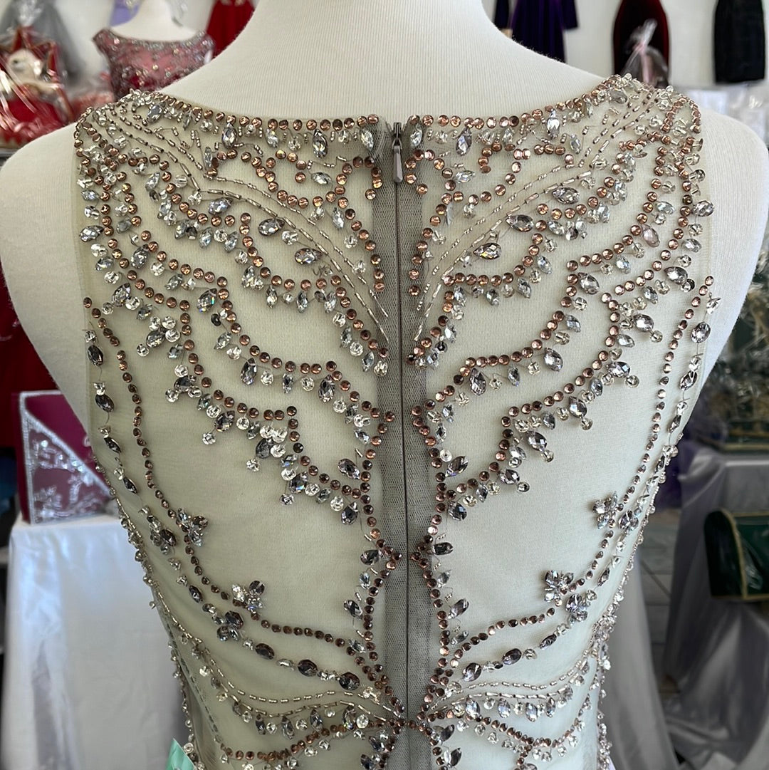 Lily’s Mocha open lace emerald Back DQ6696