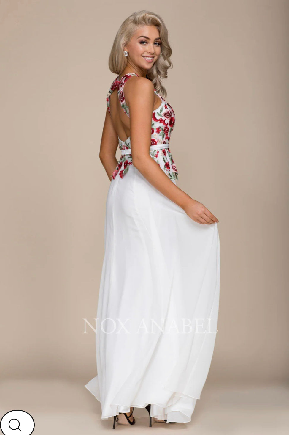 Lily’s white/floral top Open back red floral embroidered bodice NX8275