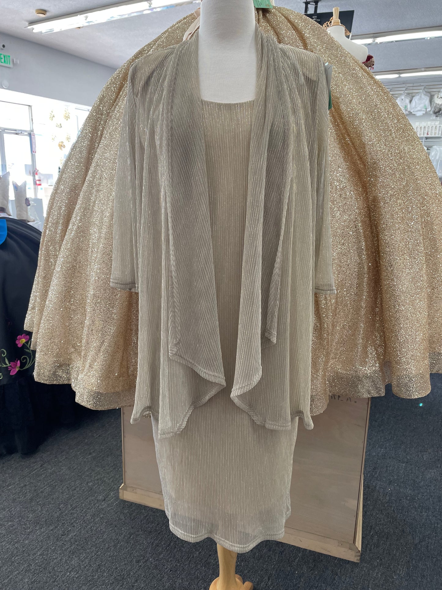 Lily's Mother of the Bride Short Dress Dusty Rose EV3372