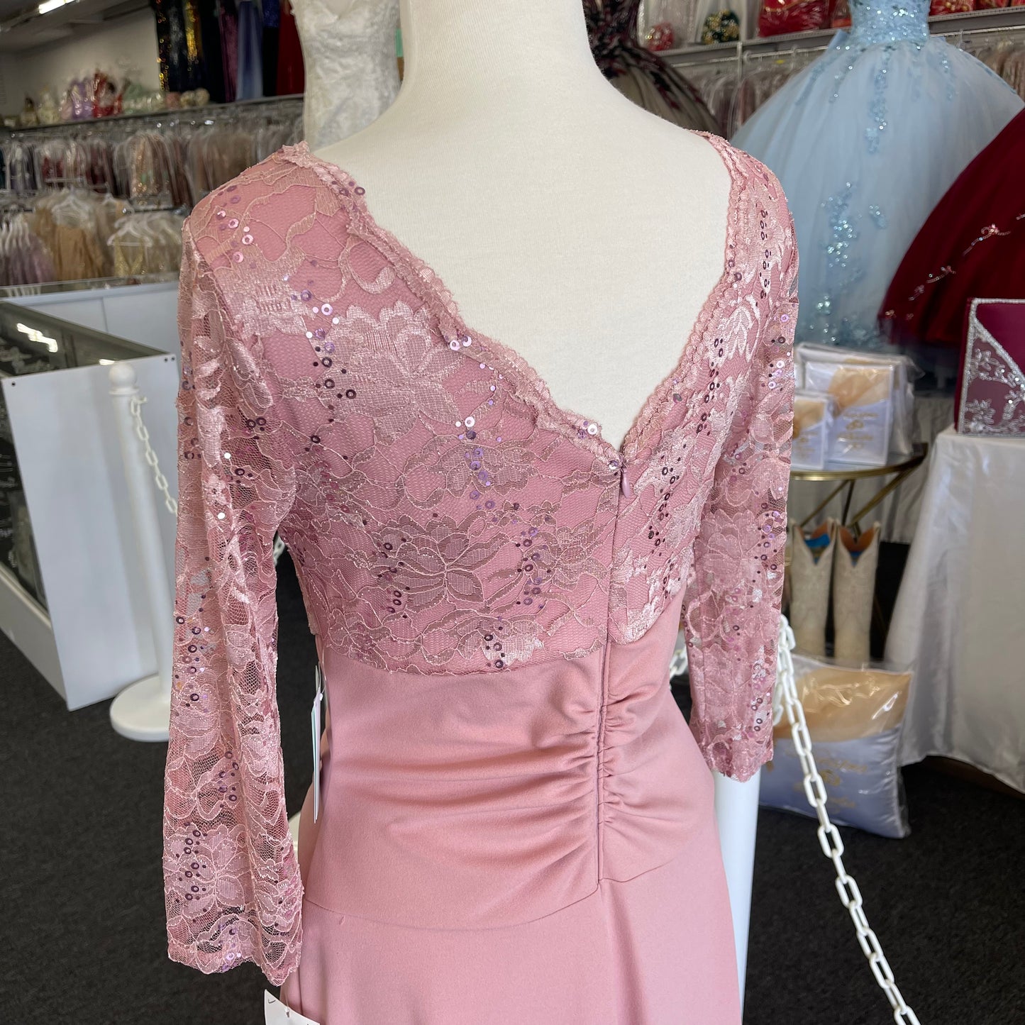 Lily’s Mauve Lace Shoulder Fiesta4938