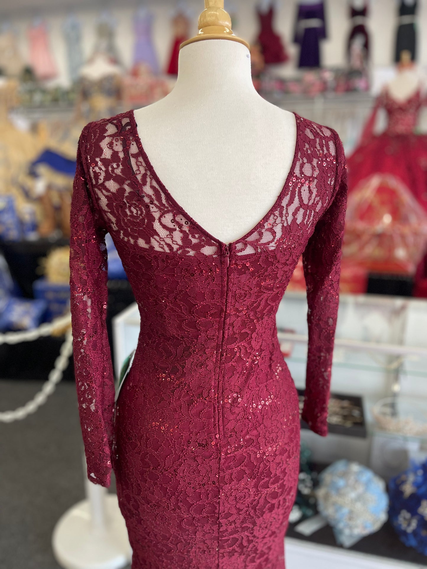 Ev3173 Lily’s Burgundy Lace Dress