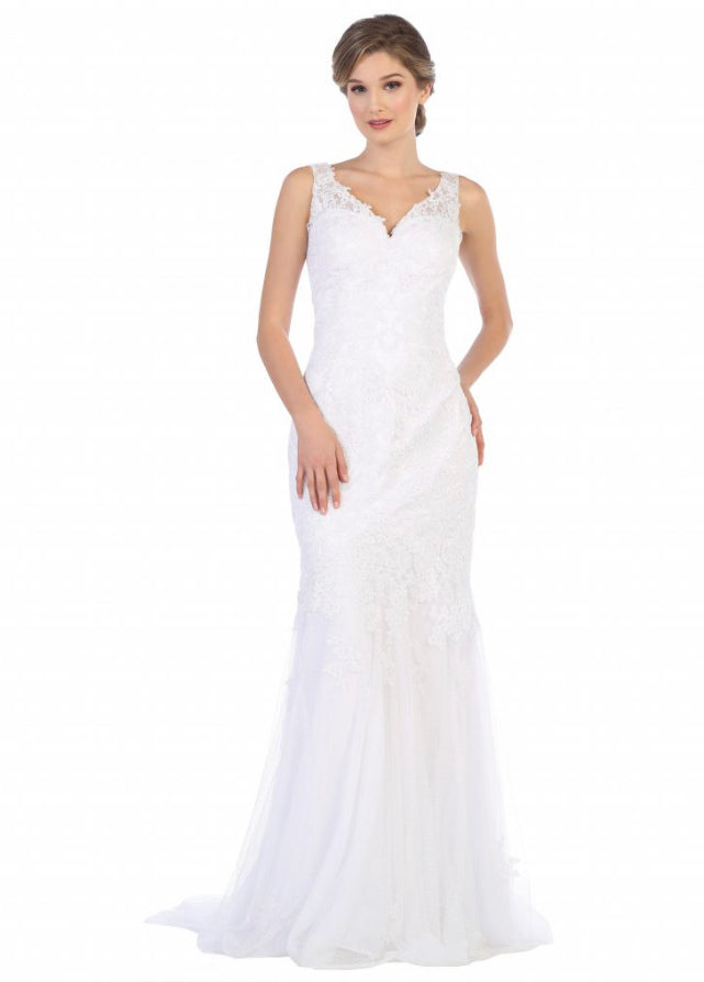 Lily's Classic Lace gown with flower appliques Ev5162