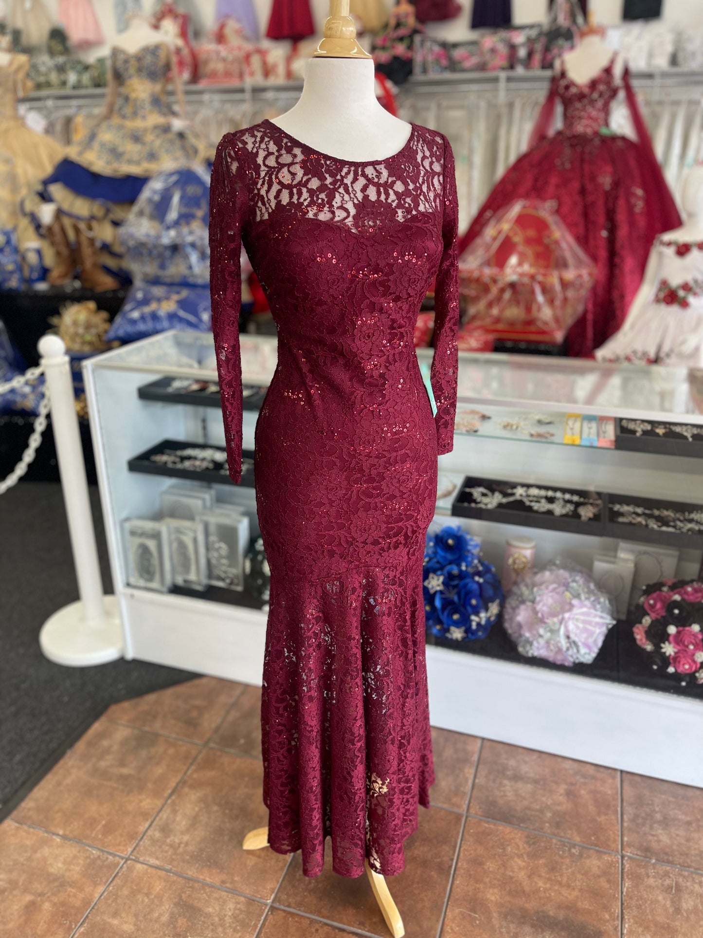 Ev3173 Lily’s Burgundy Lace Dress