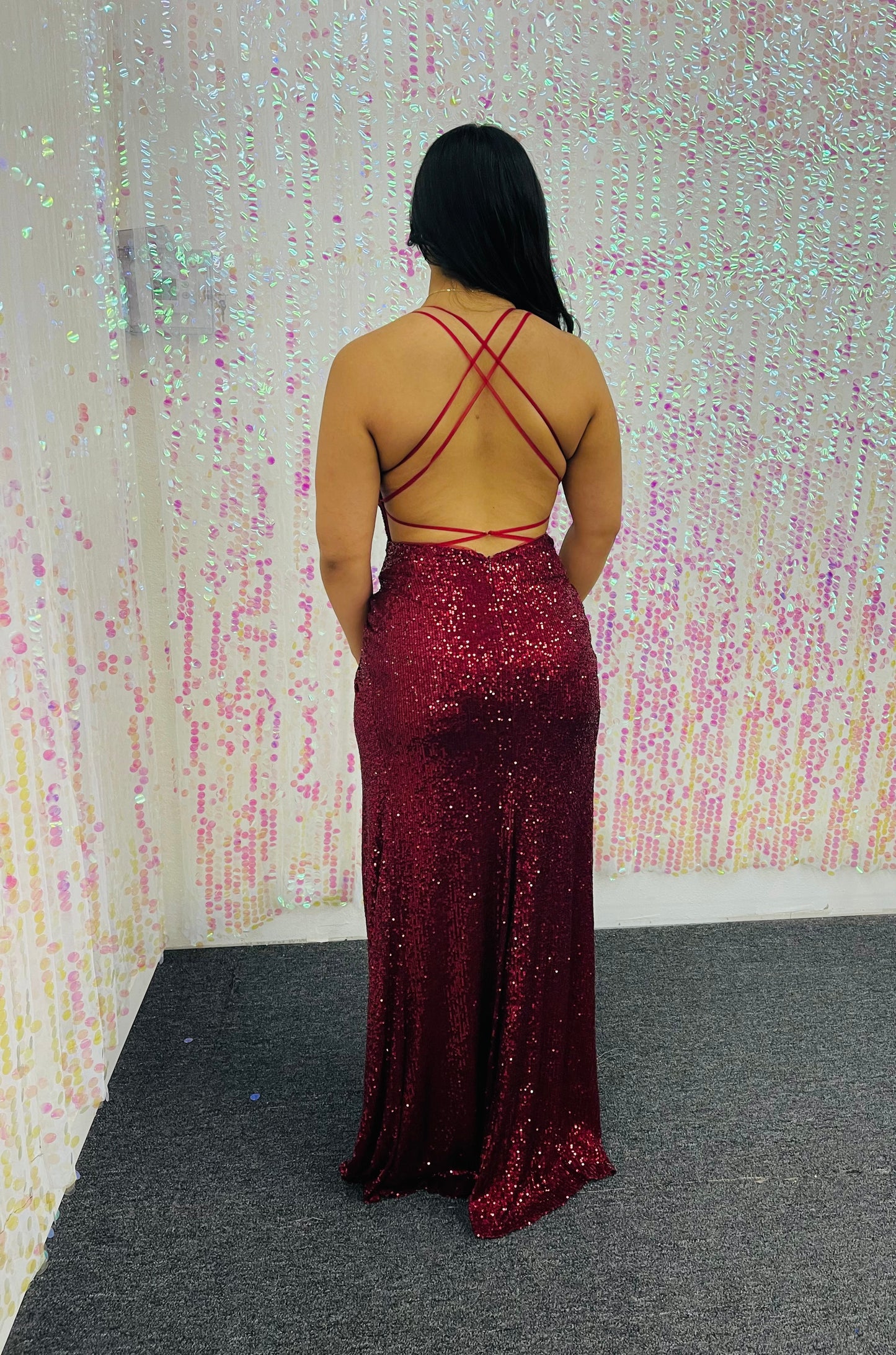 Lily's Burgundy Sequin Dress with Slit cd5345