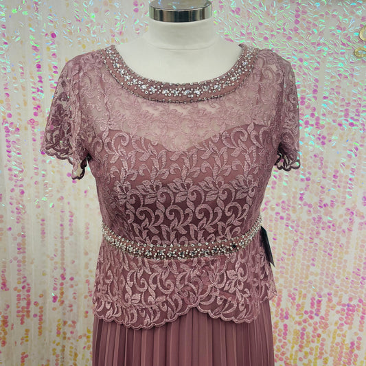 Lily’s Mauve long dress Ev3170